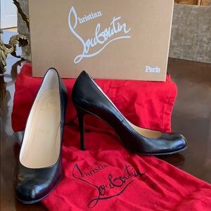 Christian Louboutin Simple Pump!
